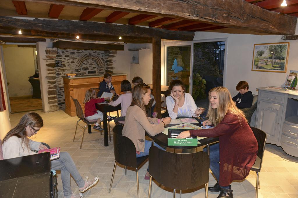 Les Roulottes & Cottages Du Moulin Chenille-Change Экстерьер фото