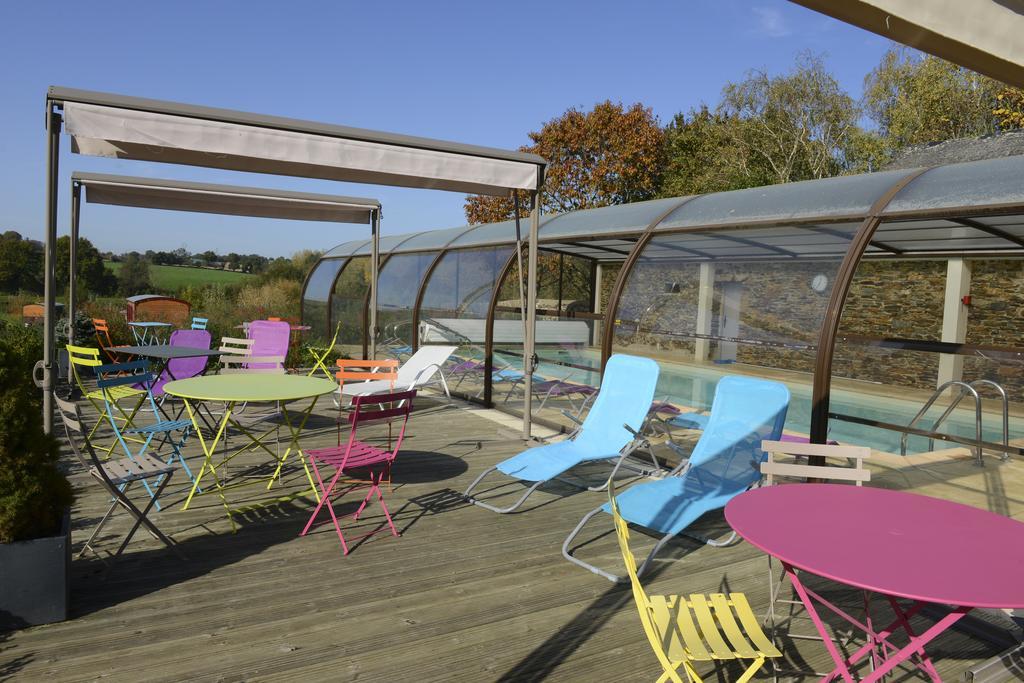 Les Roulottes & Cottages Du Moulin Chenille-Change Экстерьер фото