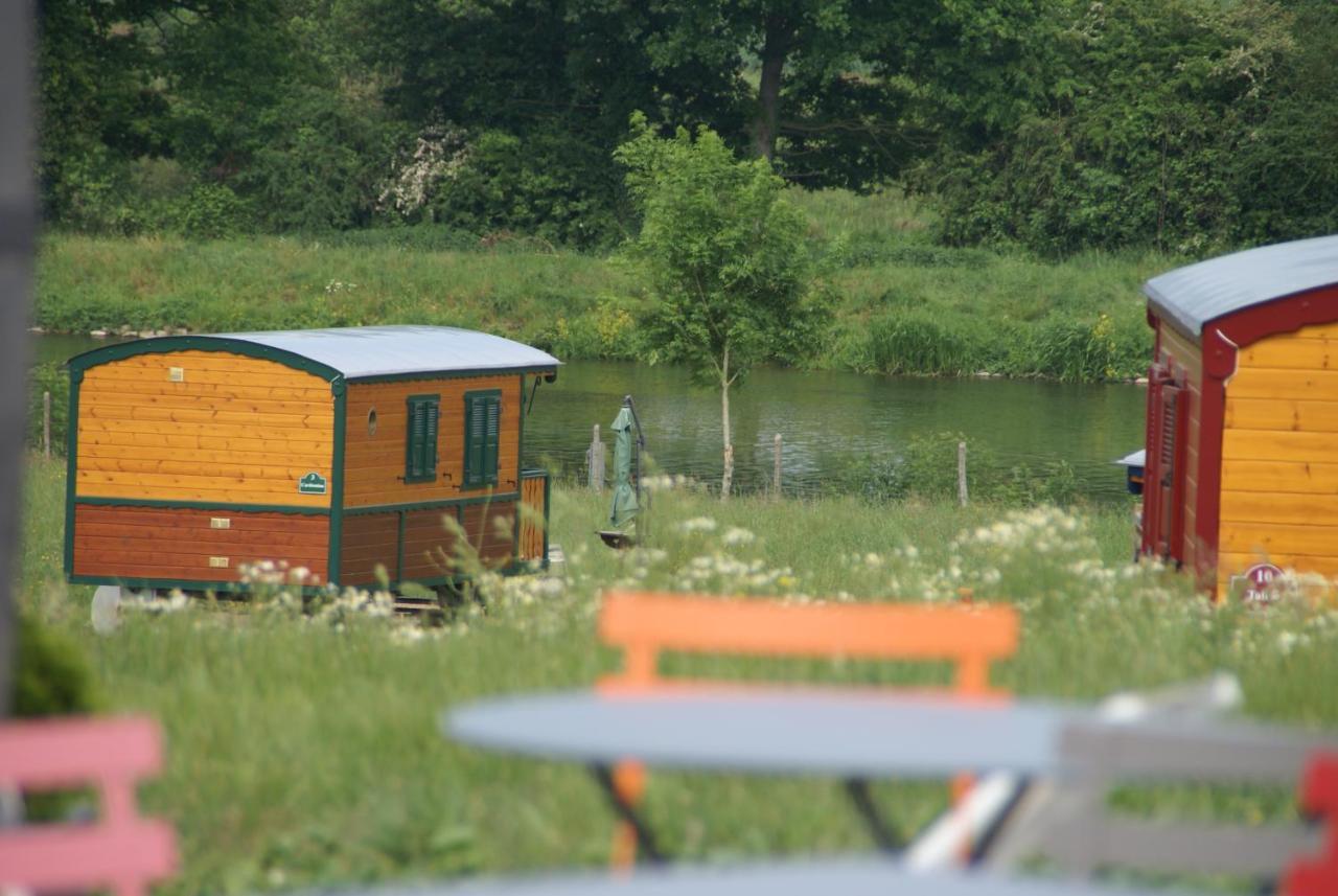 Les Roulottes & Cottages Du Moulin Chenille-Change Экстерьер фото